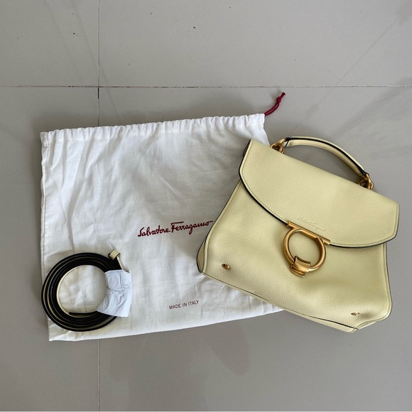 NEW‼️ Salvatore Ferragamo Mini Gancini Top Handle Calfskin Bag - Picture 15 of 16